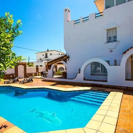 Villa R116 Con Piscina Privada En