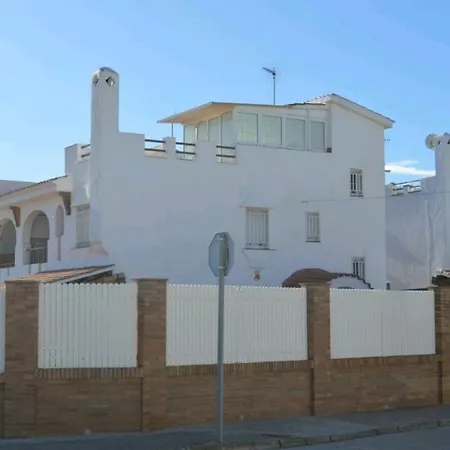 R116 Con Piscina Privada En *
